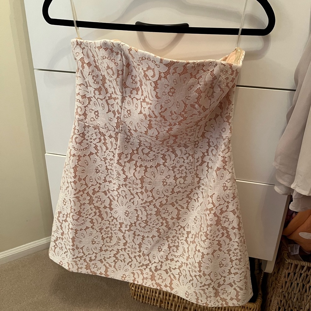 NWT Strapless Nude and Lace A Line Dress